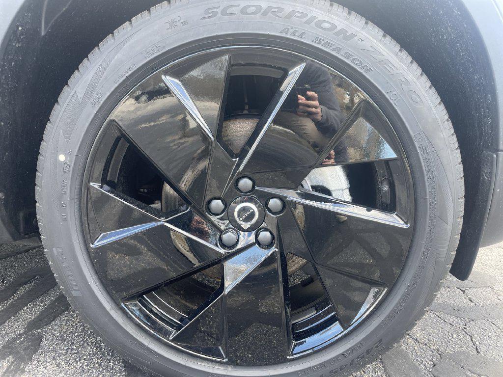 صورة مصغرة 20 لـ 2026 Volvo XC40 B5 ULTRA BLACK EDITION