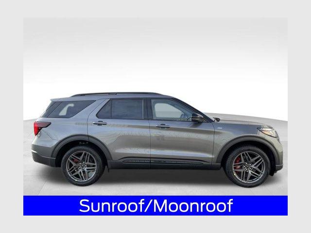 New 2026 Ford Explorer ST-Line