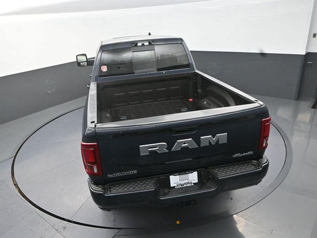 2026 RAM 3500 LARAMIE CREW CAB 4X4 6'4' BOX — миниатюра 17