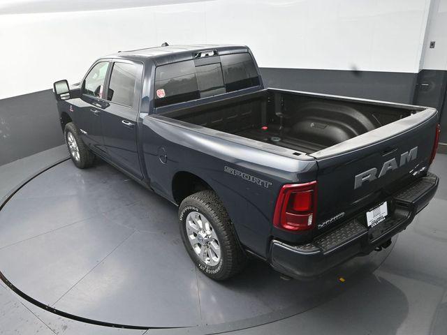 2026 RAM 3500 LARAMIE CREW CAB 4X4 6'4' BOX — миниатюра 16