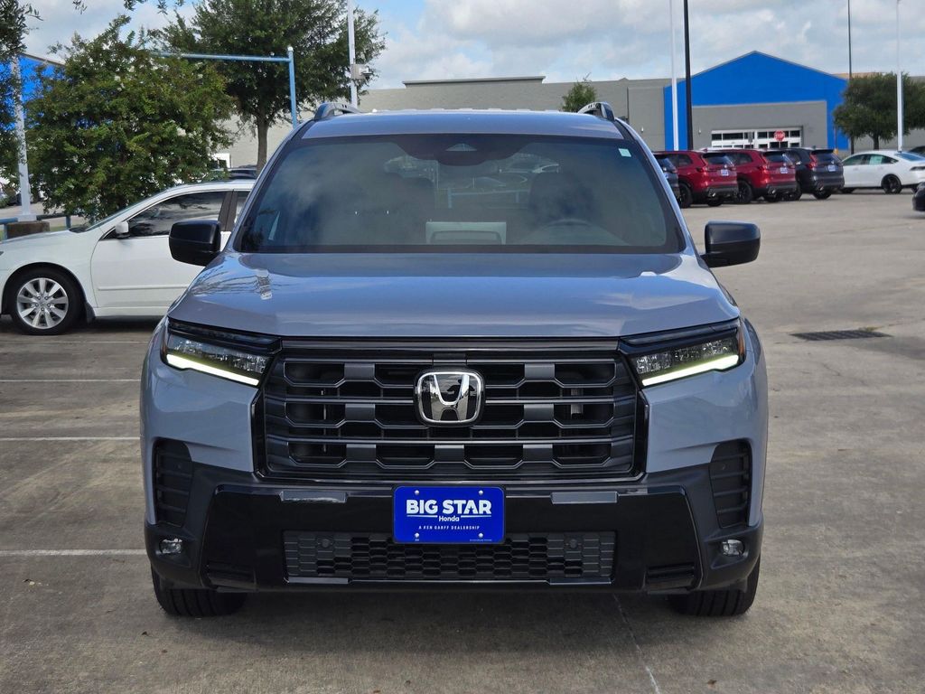 صورة 8 لـ 2026 Honda PILOT SPORT