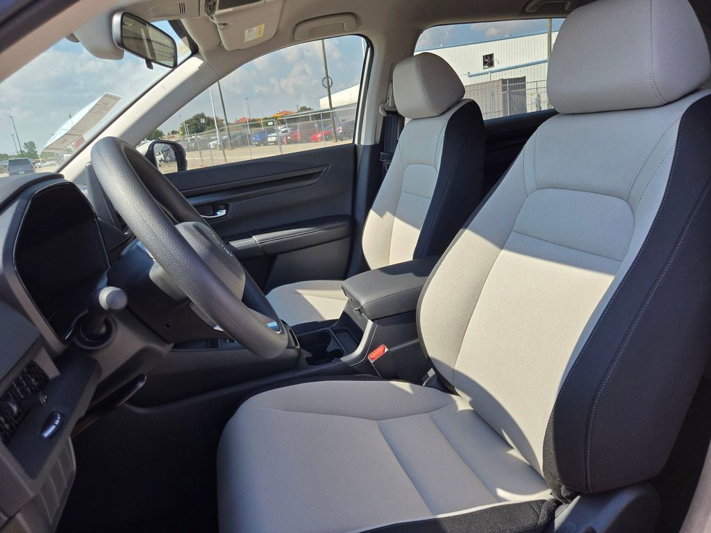 صورة مصغرة 10 لـ 2026 Honda CR-V LX 2WD