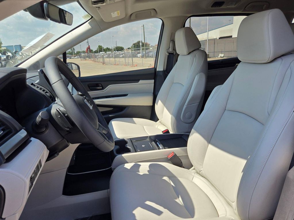 2026 Honda ODYSSEY EX-L — миниатюра 11