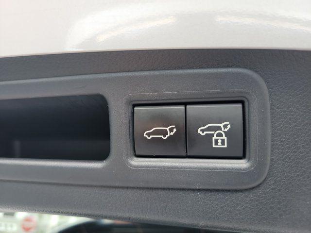 صورة 10 لـ 2024 Lexus RX 350