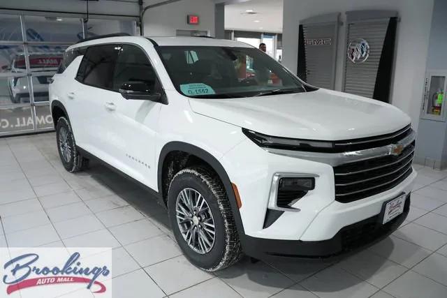 New 2026 Chevrolet Traverse LT