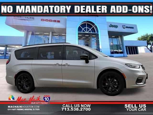 New 2026 Chrysler Pacifica Limited