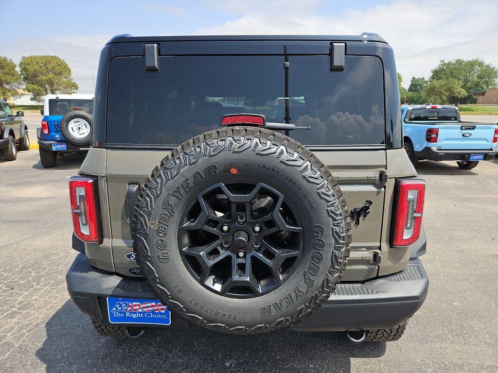 FORD BRONCO BADLANDS - 10