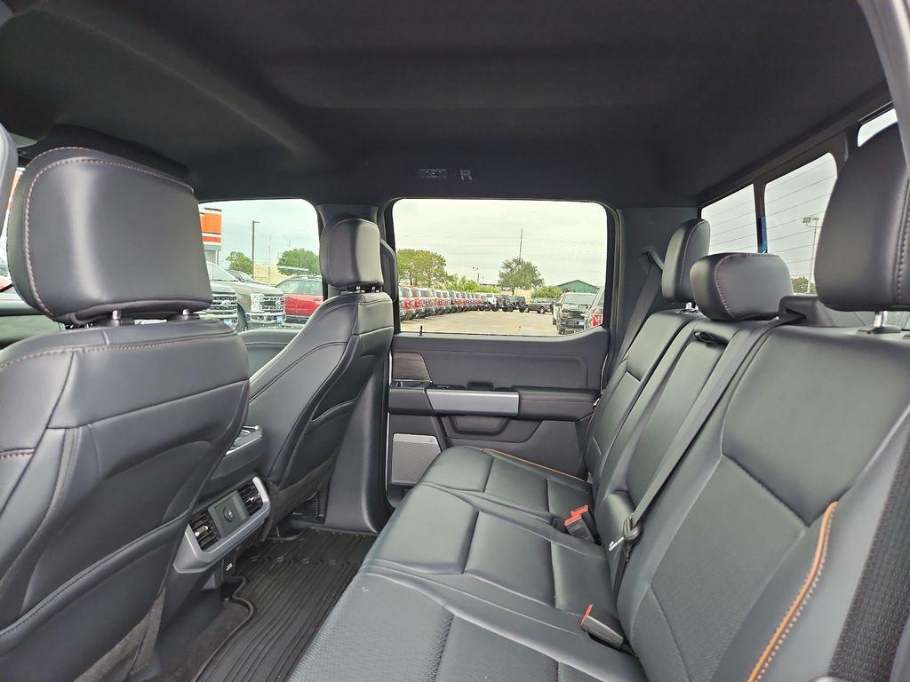 صورة مصغرة 19 لـ 2026 FORD F-150 LARIAT