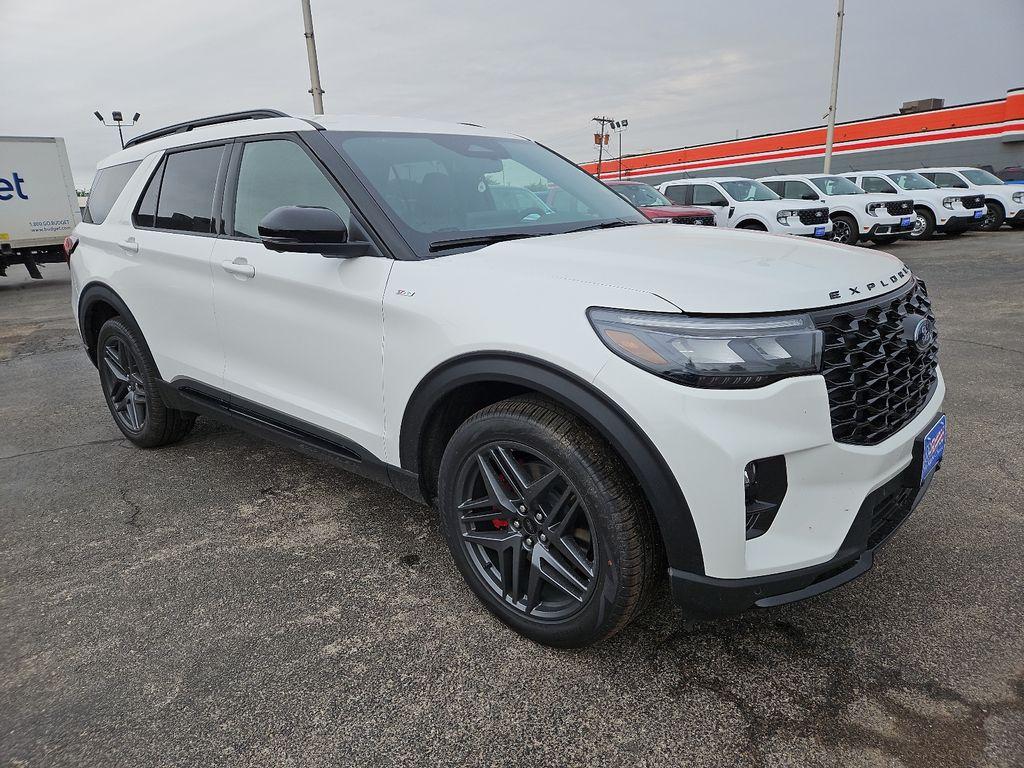 New 2026 Ford Explorer ST-Line