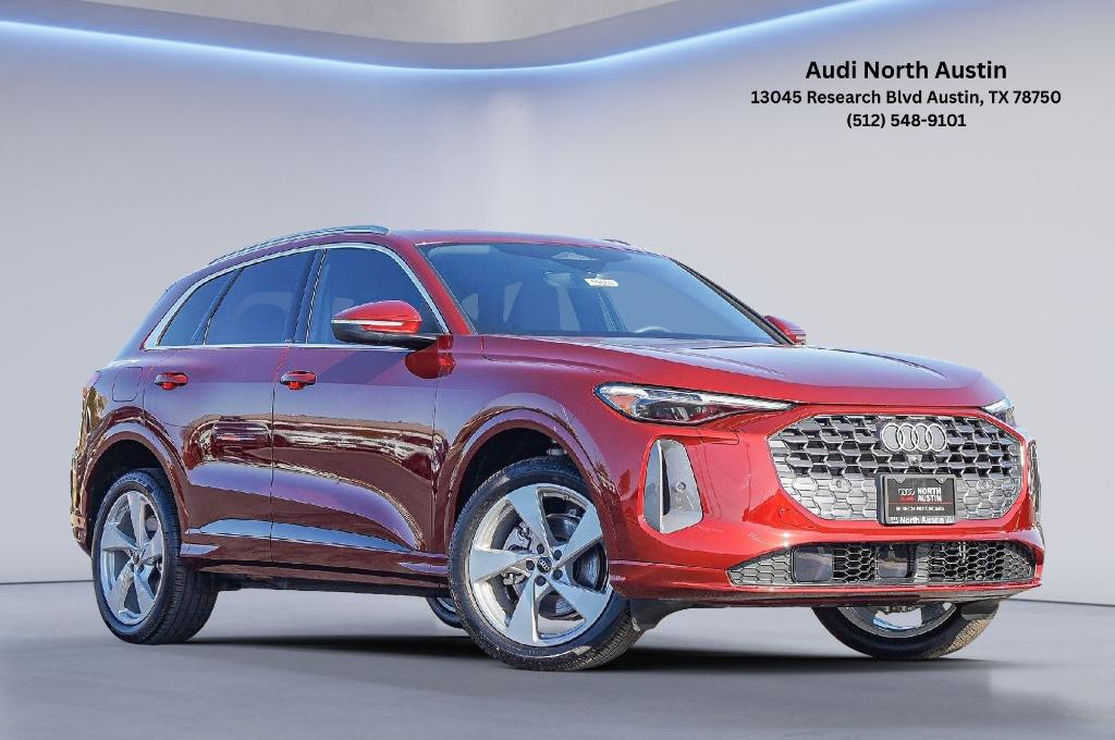 New 2025 Audi Q5 2.0T quattro Premium