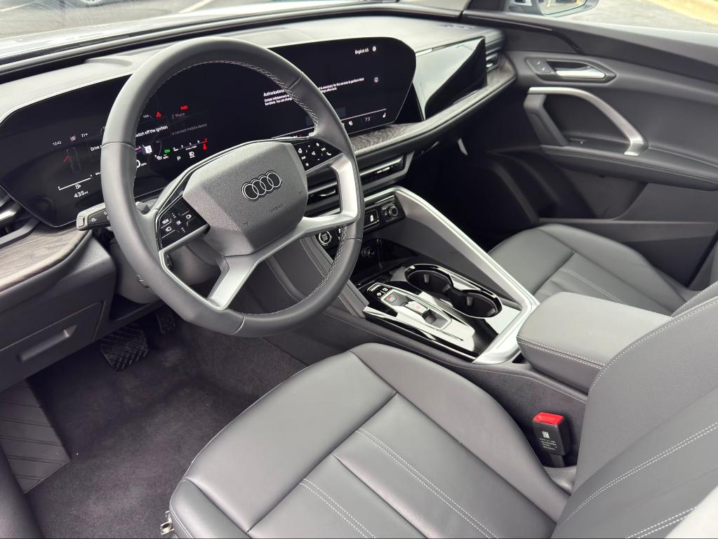 صورة 10 لـ 2025 AUDI Q5 2.0T QUATTRO PREMIUM