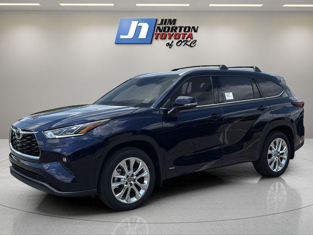 New 2026 Toyota Highlander Hybrid Limited
