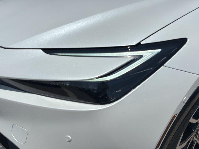 2026 Toyota PRIUS PLUG-IN HYBRID XSE PREMIUM — миниатюра 26