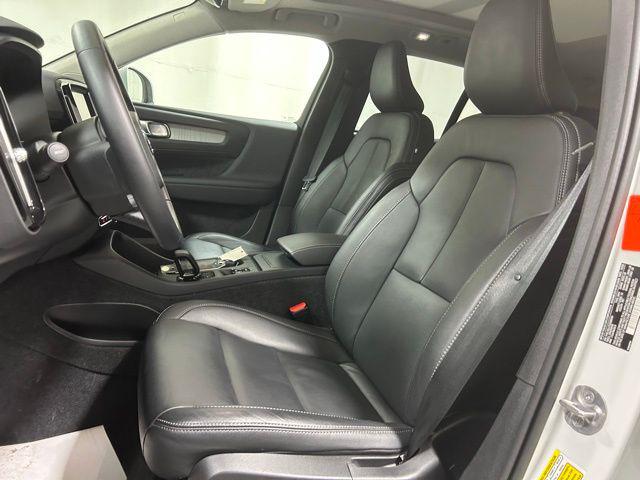 2025 VOLVO XC40 B5 CORE BRIGHT THEME photo 8