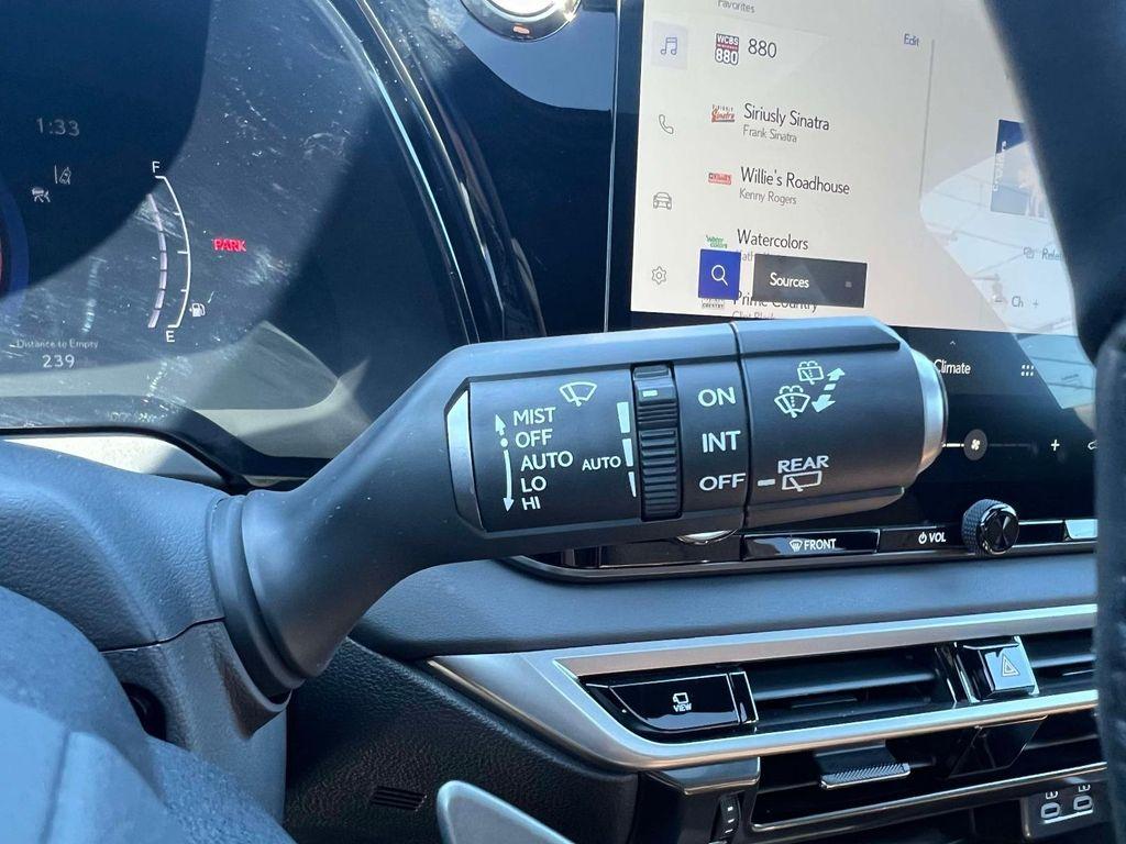 صورة مصغرة 25 لـ 2023 Lexus RX 350 PREMIUM PLUS