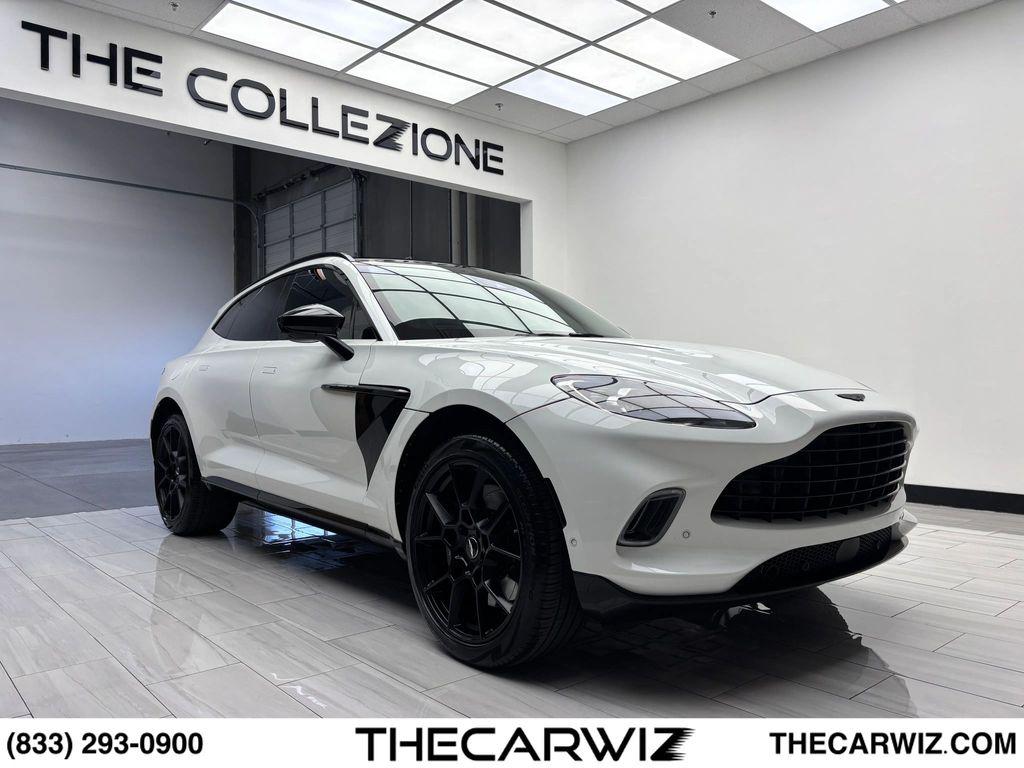2021 Aston Martin DBX