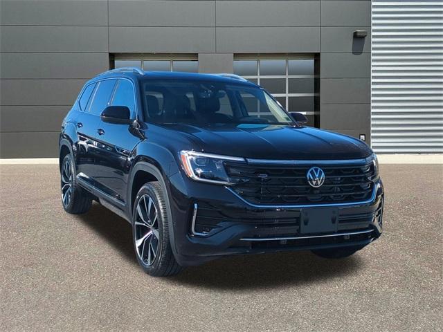 New 2026 Volkswagen Atlas 2.0T SEL Premium R-Line
