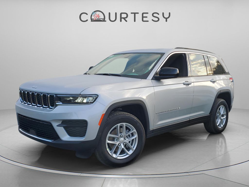 New 2026 Jeep Grand Cherokee Altitude