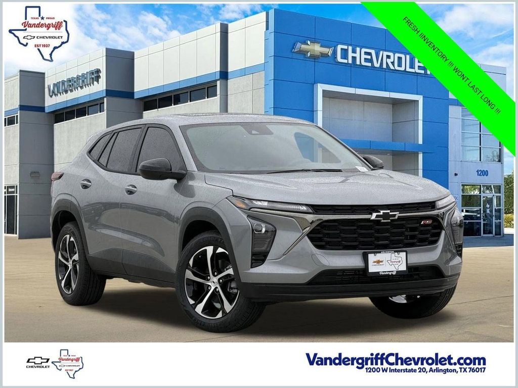 New 2026 Chevrolet Trax FWD 1RS