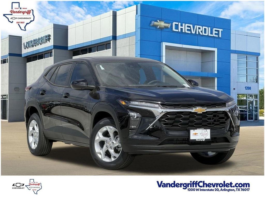 New 2026 Chevrolet Trax LS