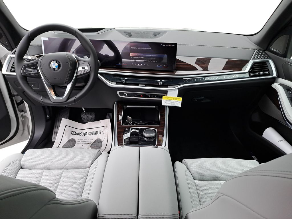 صورة 9 لـ 2026 BMW X5 SDRIVE40I
