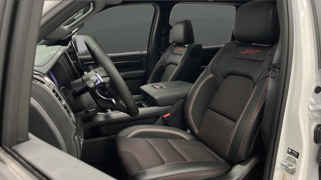 صورة 9 لـ 2026 RAM 1500 REBEL