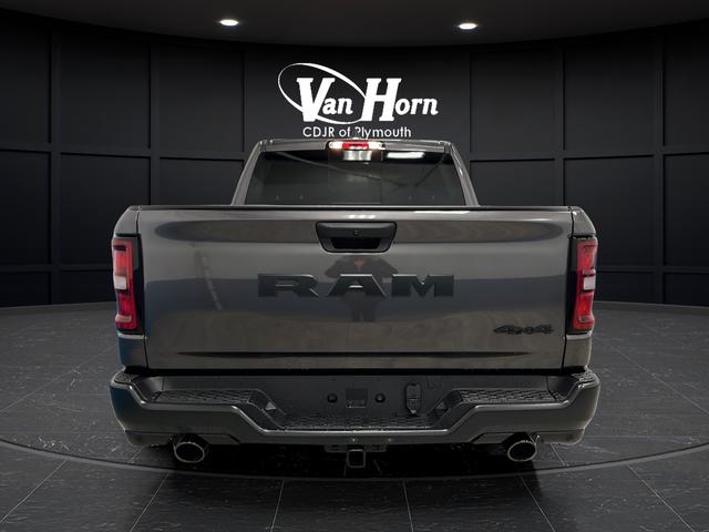 صورة 6 لـ 2026 RAM 1500 WARLOCK CREW CAB 4X4 5'7' BOX