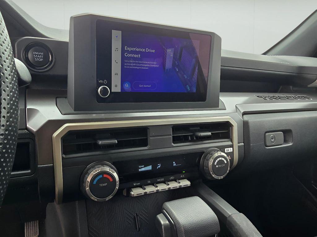 صورة مصغرة 17 لـ 2025 Toyota TACOMA SR5