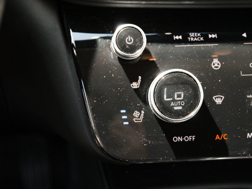 صورة مصغرة 18 لـ 2023 Infiniti QX60 LUXE