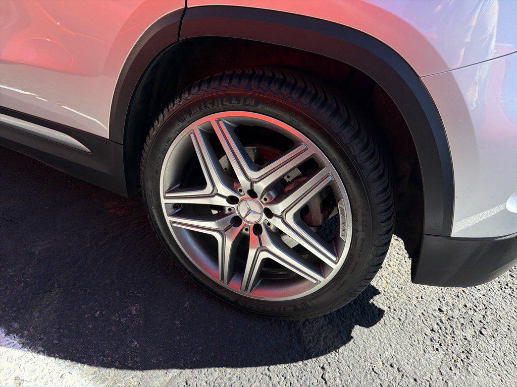 2022 Mercedes-BENZ AMG GLA 35 4MATIC — миниатюра 13