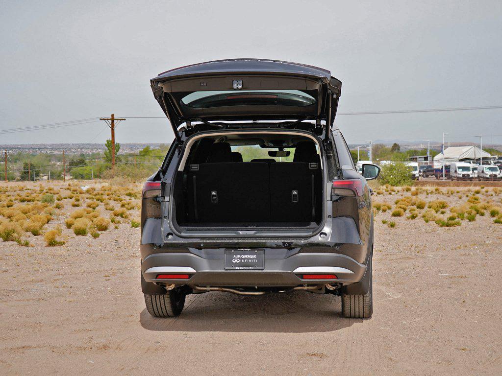 صورة 8 لـ 2026 Infiniti QX60 LUXE AWD