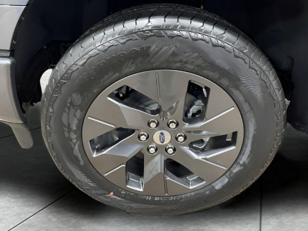 FORD F-150 STX - 9