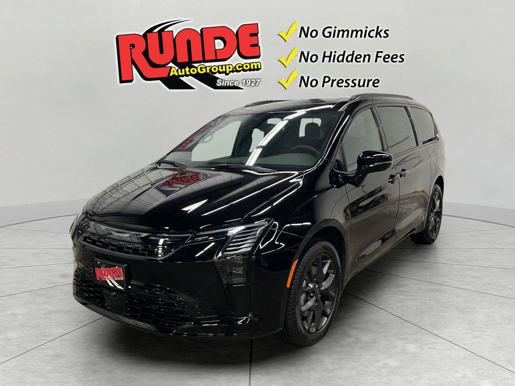 New 2027 Chrysler Pacifica LIMITED