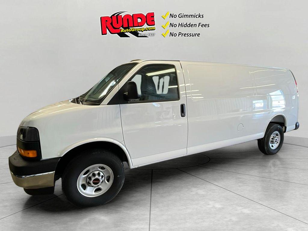 New 2025 GMC Savana 3500 Work Van