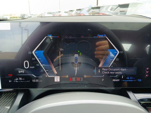 صورة مصغرة 25 لـ 2027 BMW 550E 550E XDRIVE