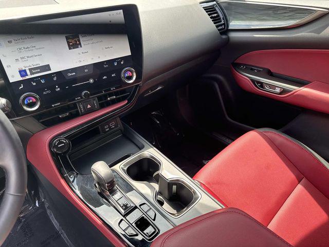 صورة مصغرة 26 لـ 2023 Lexus NX 350 PREMIUM