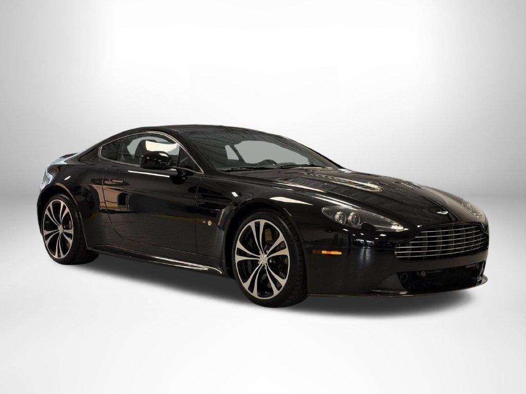 2011 Aston Martin V12 Vantage