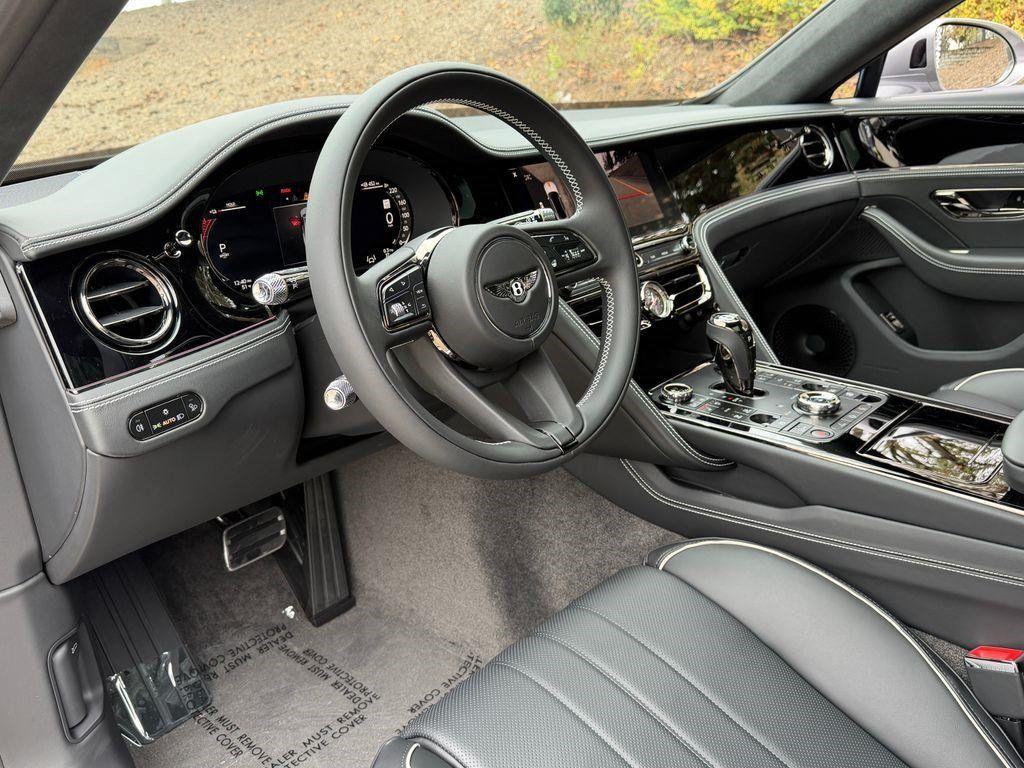 صورة مصغرة 14 لـ 2026 Bentley FLYING SPUR BASE