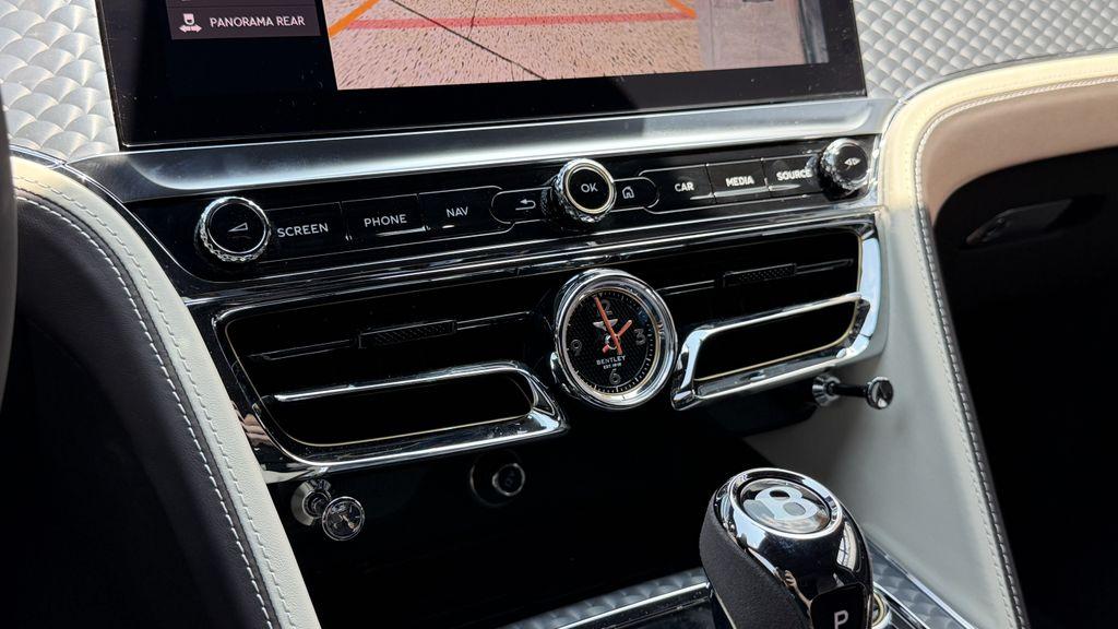 2024 Bentley FLYING SPUR SPEED — фото 22