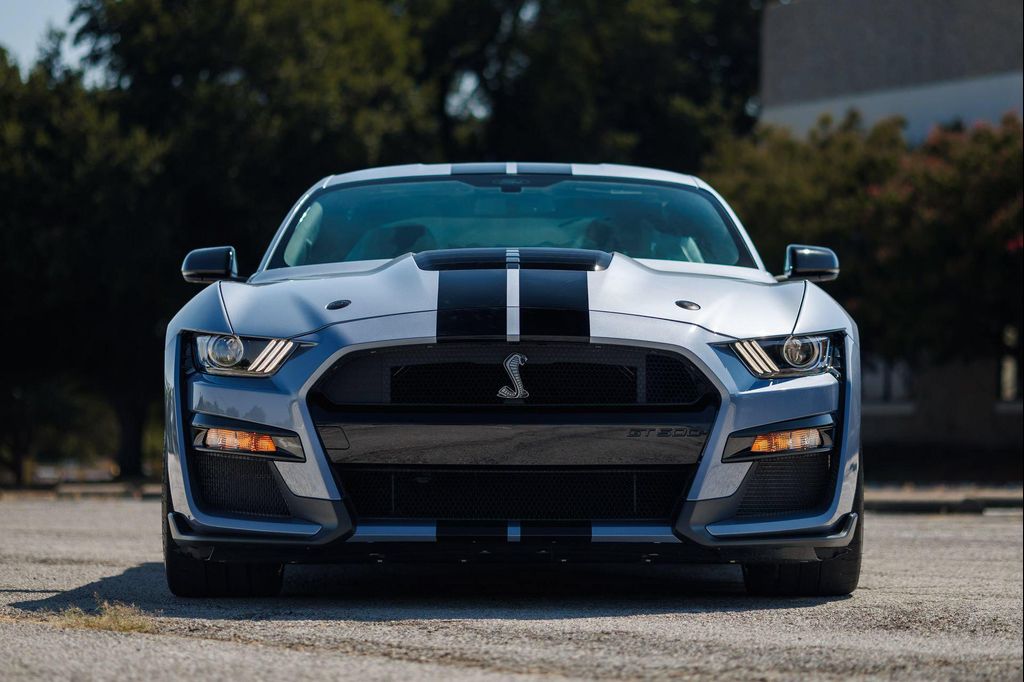 صورة مصغرة 37 لـ 2022 FORD SHELBY GT500 BASE