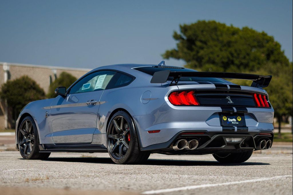 صورة مصغرة 31 لـ 2022 FORD SHELBY GT500 BASE