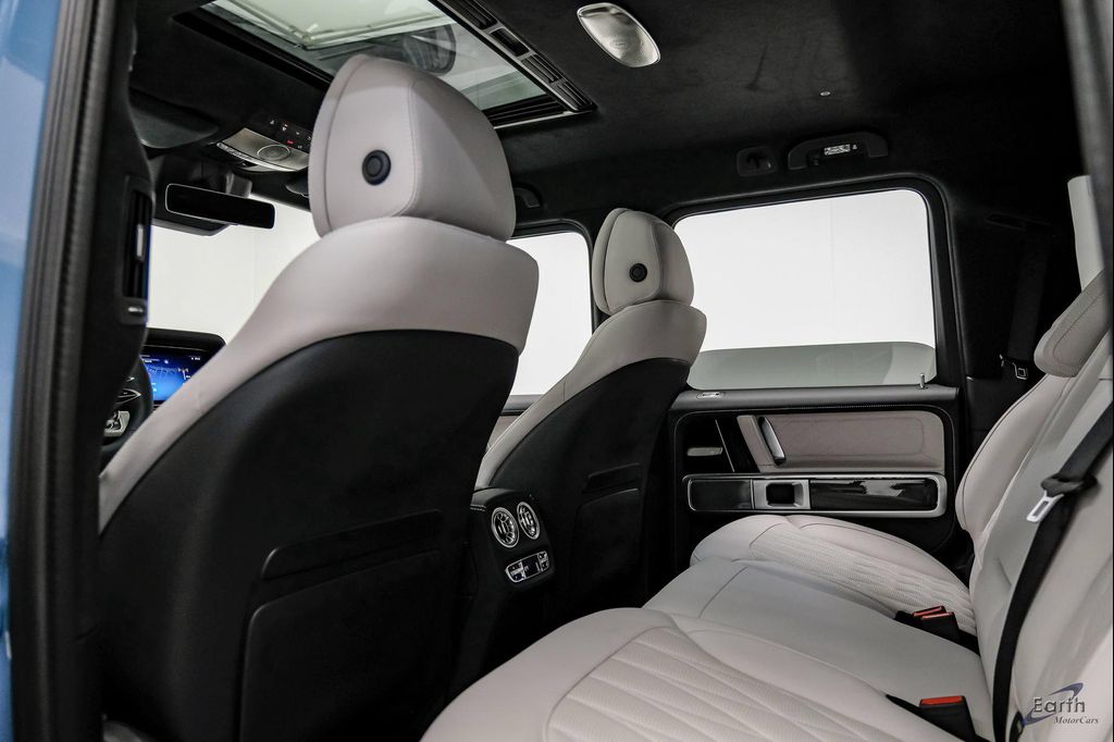 2027 Mercedes-BENZ AMG G 63 BASE 缩略图 84