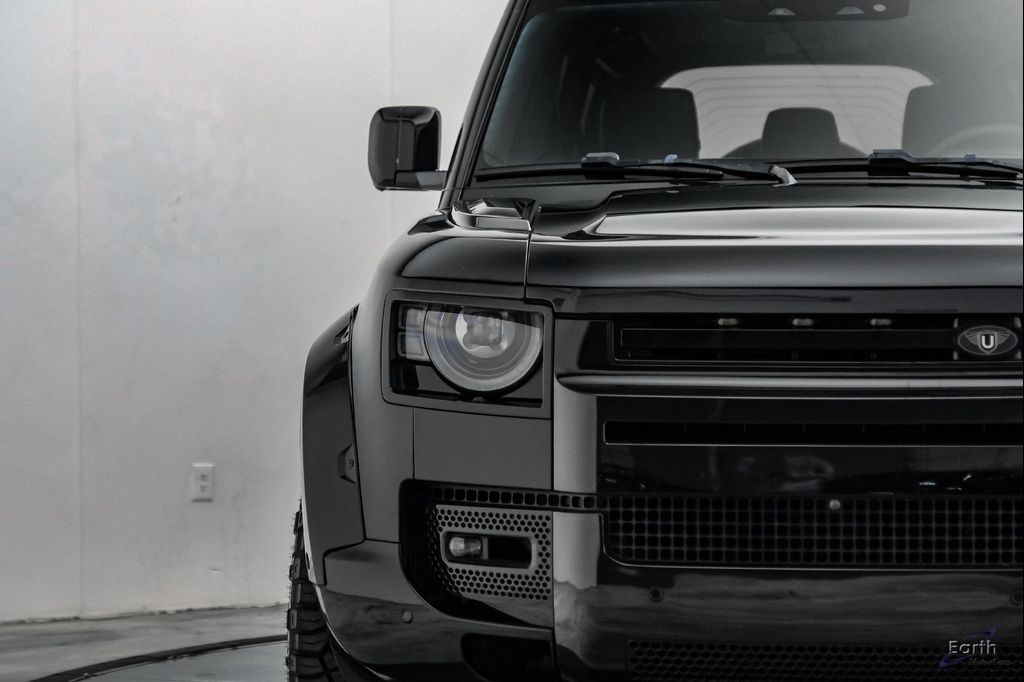 2022 LAND Rover DEFENDER 110 V8 — миниатюра 30