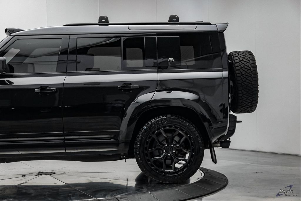2022 LAND Rover DEFENDER 110 V8 — фото 9