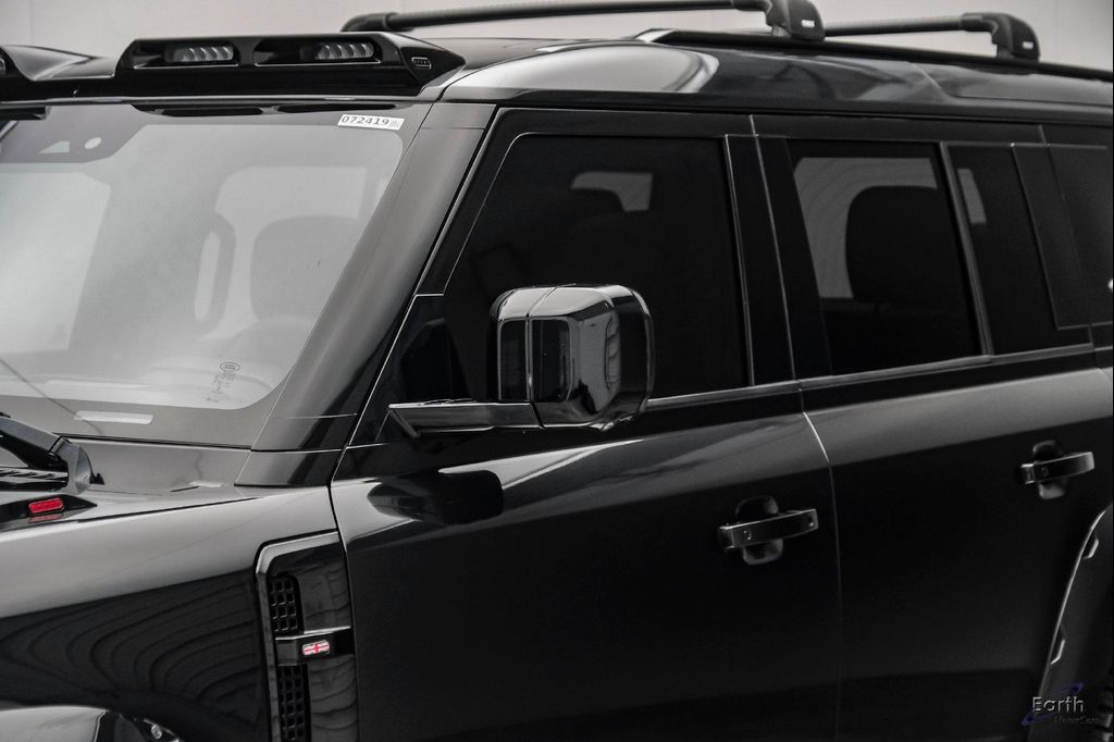 2022 LAND Rover DEFENDER 110 V8 — миниатюра 28
