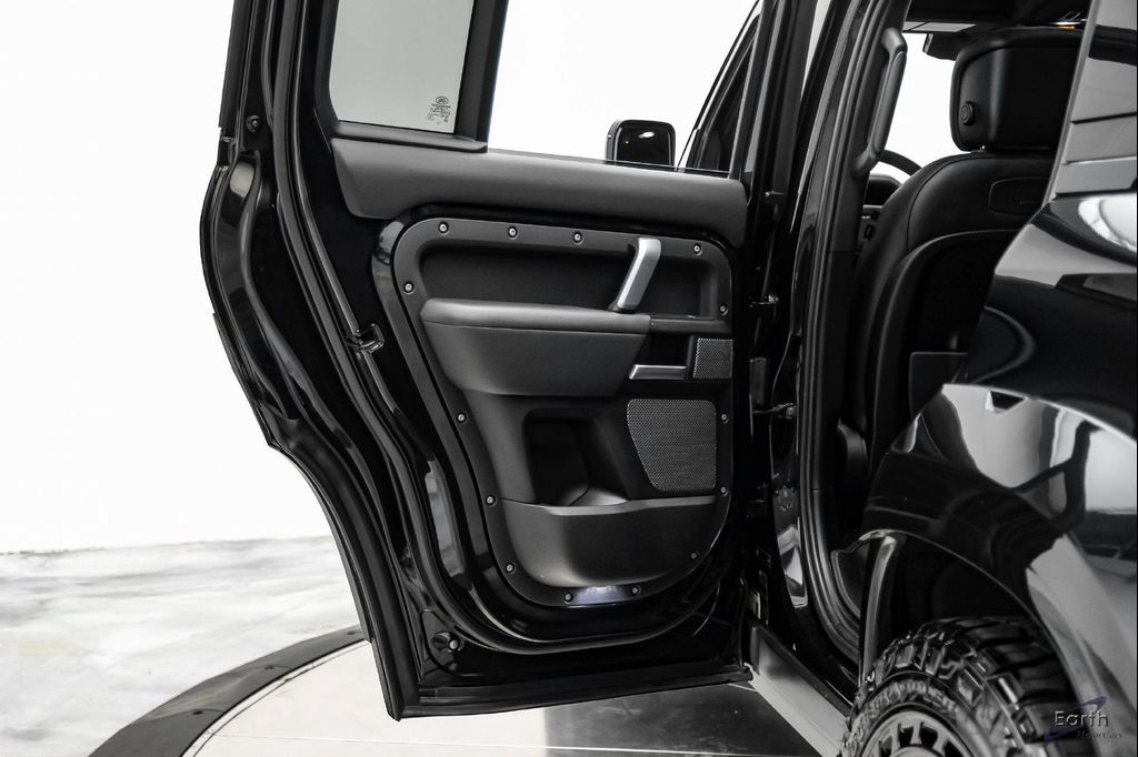 2022 LAND Rover DEFENDER 110 V8 — миниатюра 92