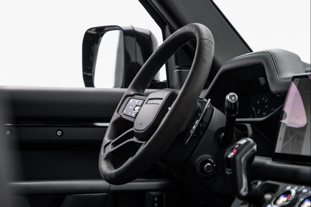 2022 LAND Rover DEFENDER 110 V8 — миниатюра 54