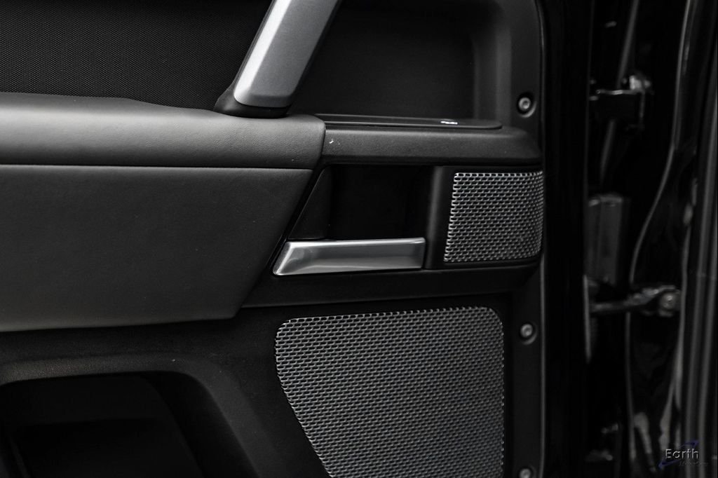 2022 LAND Rover DEFENDER 110 V8 — миниатюра 93