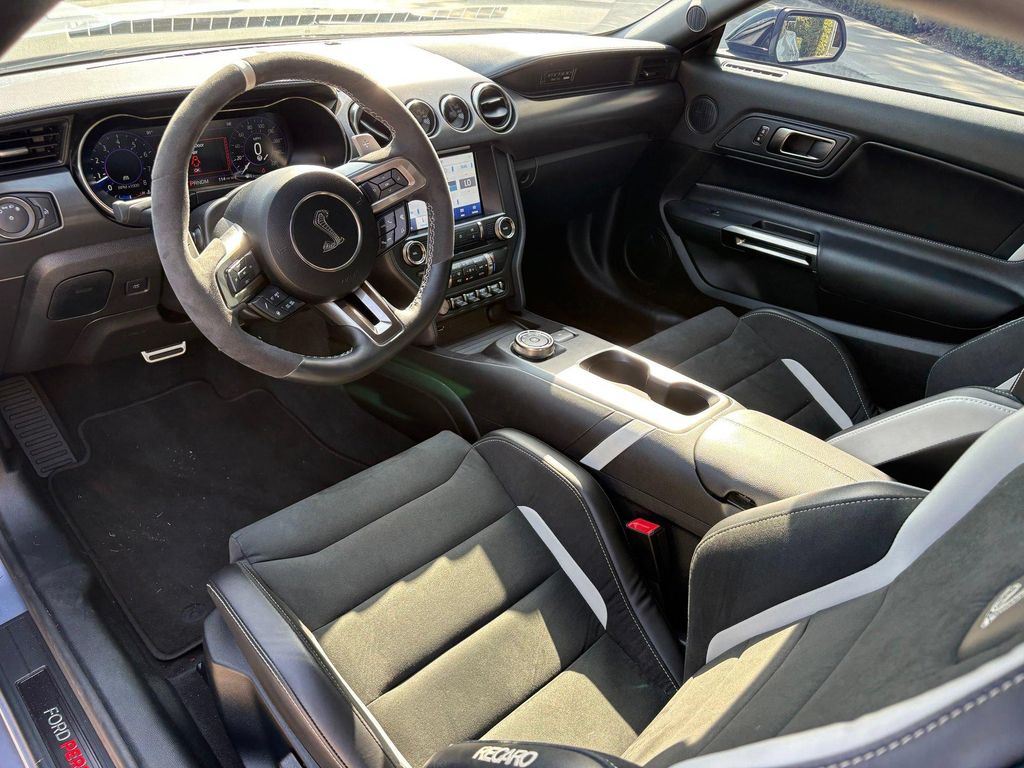 صورة 7 لـ 2022 FORD SHELBY GT500 BASE