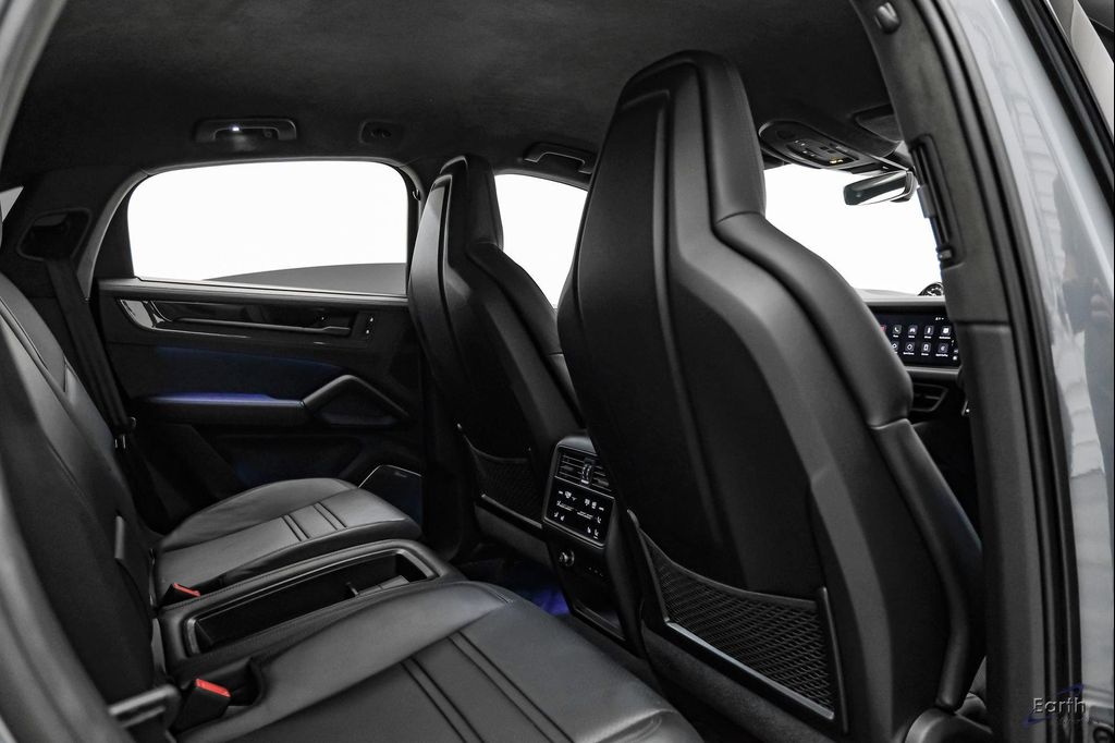 2024 Porsche CAYENNE TURBO GT — миниатюра 72